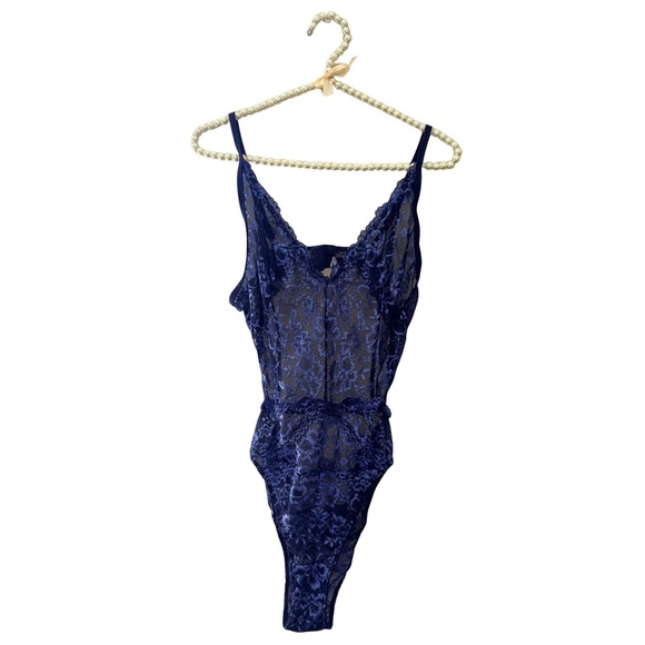 Savage X Fenty Other - Savage X Fenty Backless Blue Lace Sheer Bodysuit - Size Large NWOT